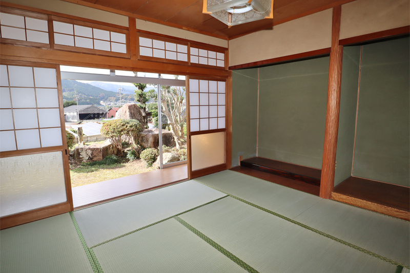 1階:和室と縁側