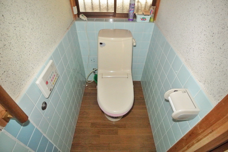 母屋1階:水洗トイレ