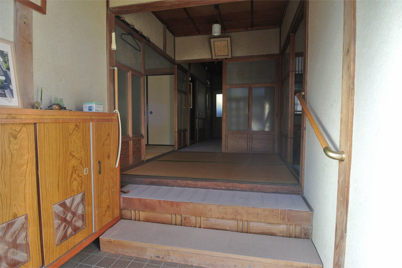 母屋1階:玄関
