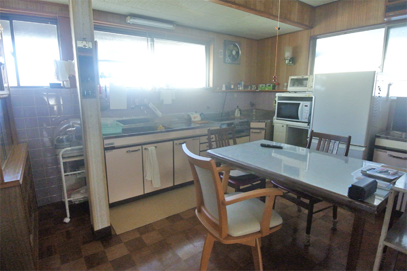 母屋1階:ダイニングキッチン