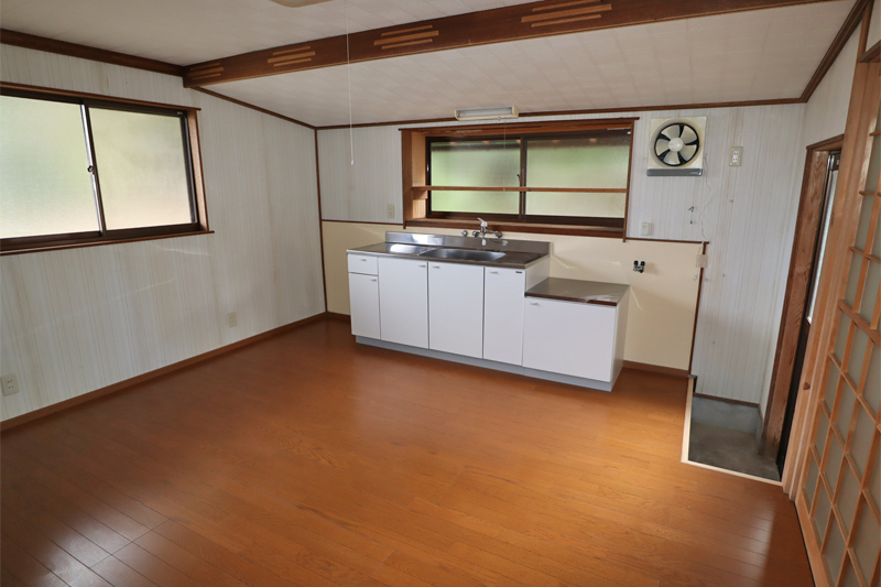 母屋1階:ダイニングキッチン