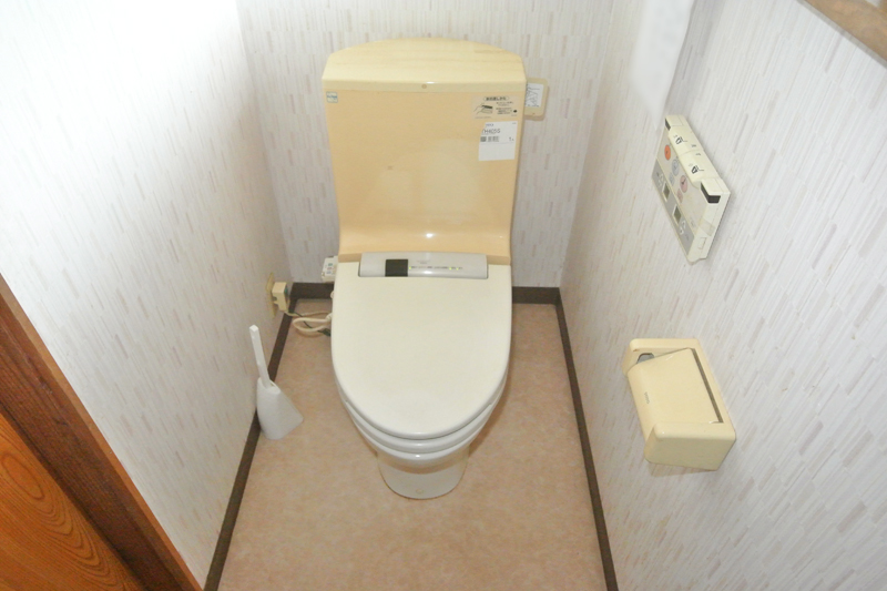 1階:水洗トイレ