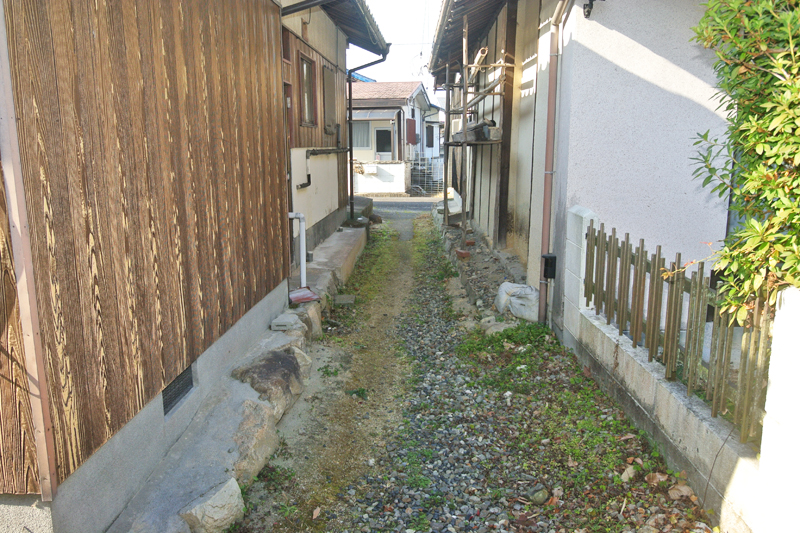 物件への進入路