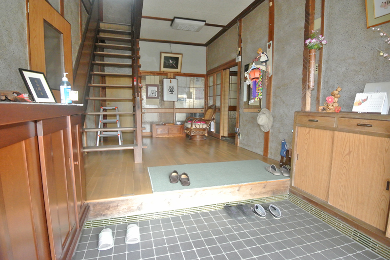 母屋1階:玄関
