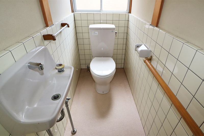 1階:水洗トイレ